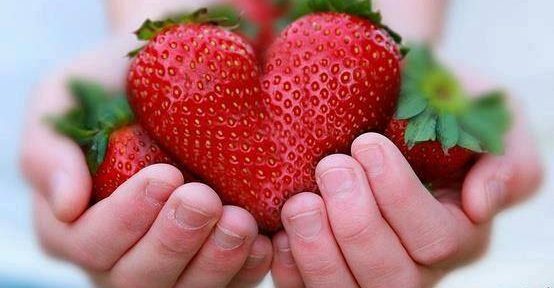 Valentijnsdag aardbeienhartjes